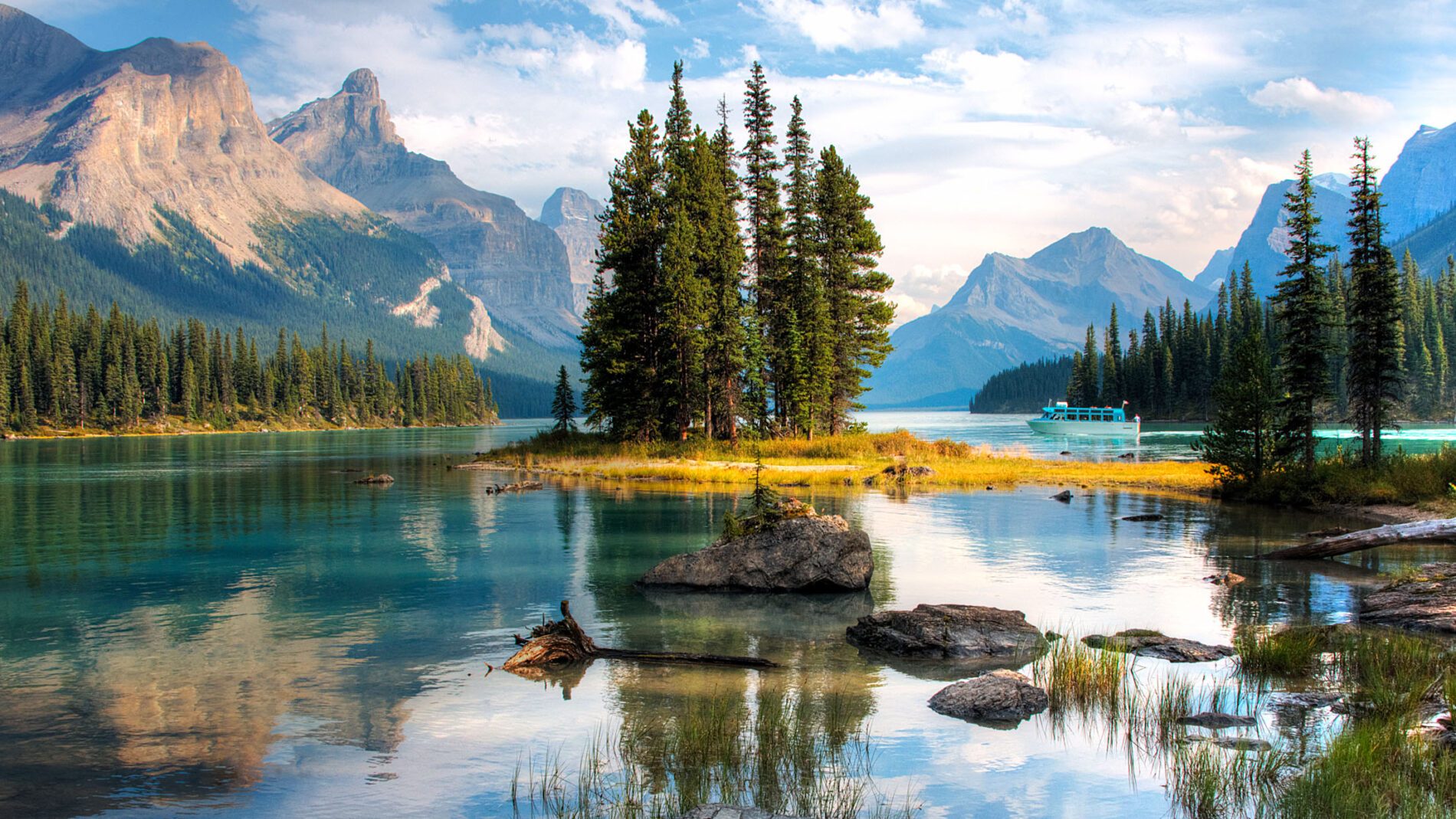 Spirit Island - Jasper, Alberta, Canada